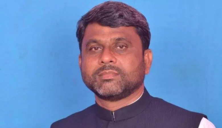 Bihar AIMIM MLA Objects to Word Hindustan Instead to Use Bharat - Sakshi