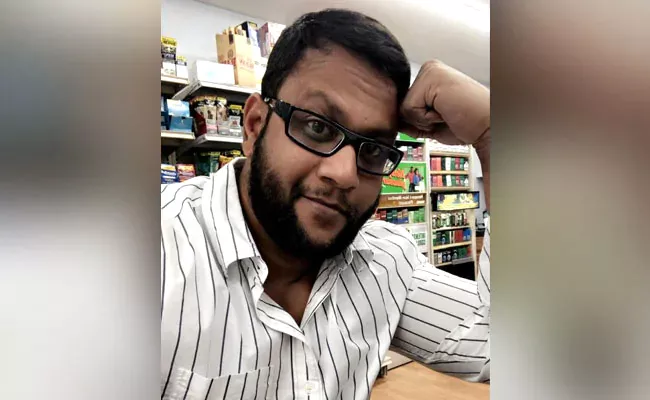 Hyderabad Man Stabbed To Death In US - Sakshi