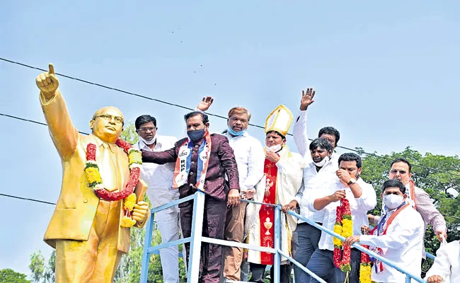 AP Christian Parishad President Ranjit Ophir warned Raghu Rama Krishna Raju - Sakshi