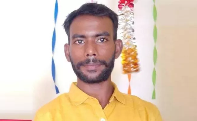 Tamil TV Reporter Stabbed To Death In Kundrathur - Sakshi