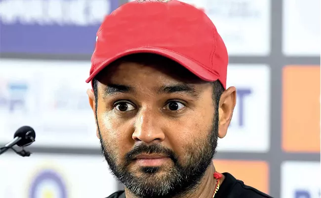 Parthiv Backs Rohit To Lead Team India T20 Format - Sakshi