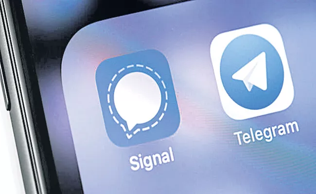 Signal and Telegram downloads surge amid WhatsApp row - Sakshi