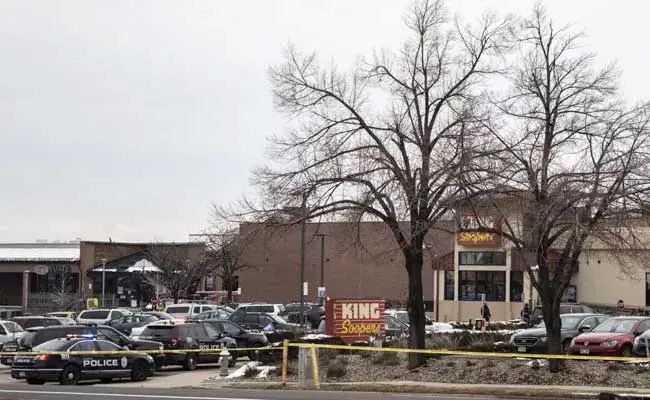 Cop Among 10 Dead In US Supermarket Shooting, Suspect In Custody - Sakshi