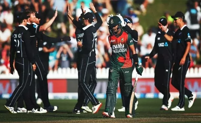 Bangladesh Witness DLS Target Blunder In 2nd T20I vs New Zealand - Sakshi
