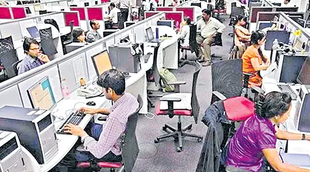 Services sector posts fastest rise in a year in February - Sakshi
