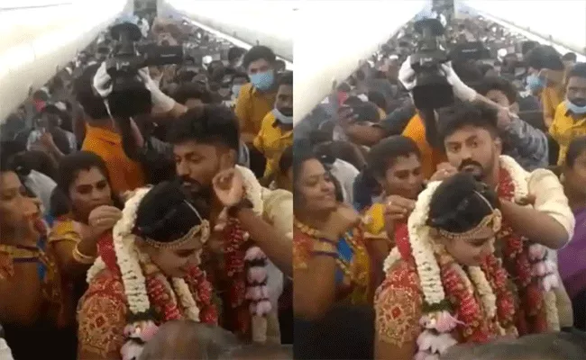 Viral Video: Madurai Couple Gets Married On Plane - Sakshi