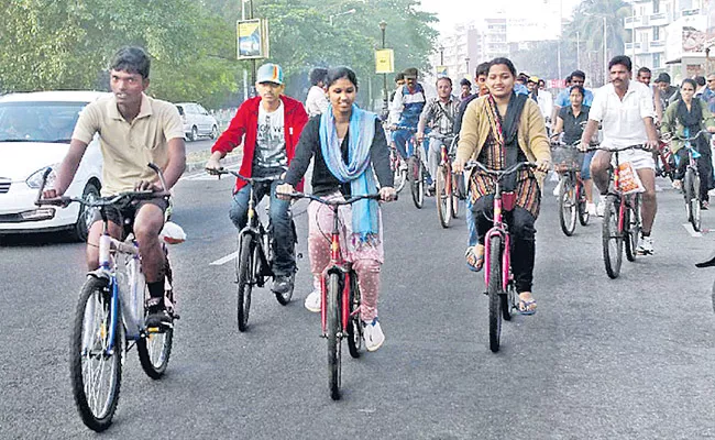 Bicycle Demand Growth At A Decadal High Of 20 Percent: Crisil - Sakshi