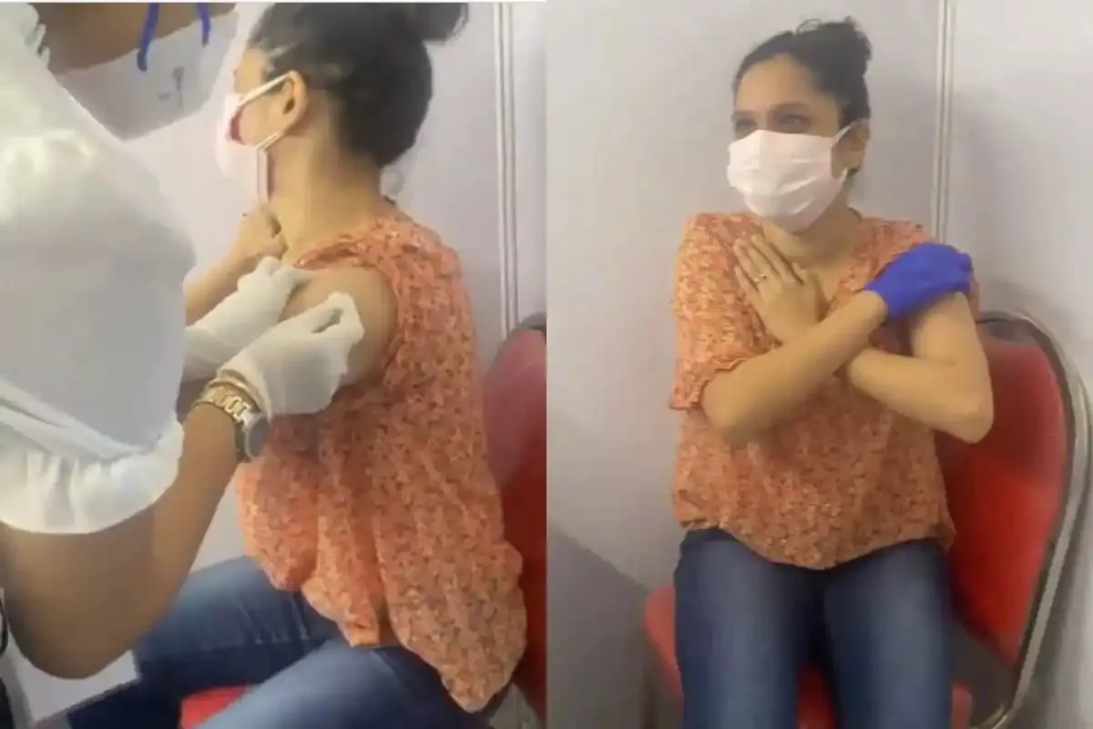 Ankita Lokhande Is Afraid Of Syringe Chants Bappa While Taking Vaccine - Sakshi