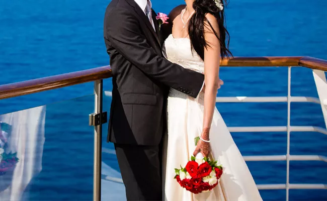 Cruise Wedding Is Latest Trend In Indian Marriages  Which Is Second Largest Wedding Industry After America - Sakshi
