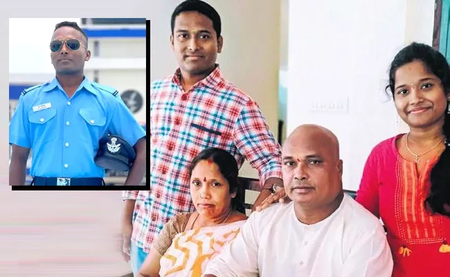 Auto Drivers Son Becomes IAF Flying Officer In Vizag - Sakshi