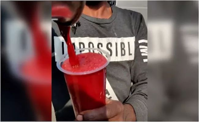Viral Video Faridabad Man Selling Khooni Juice - Sakshi