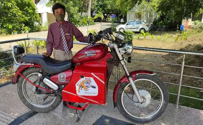 9th Class Student Build Electric Bike With Old Royal Enfield Bike Scrap - Sakshi