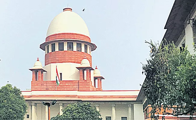 Supreme court pulls up Centre on tribunal appointments - Sakshi