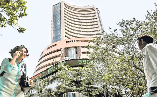 Sensex gains 460 points Nifty ends above 18,450, banks, metals gain - Sakshi