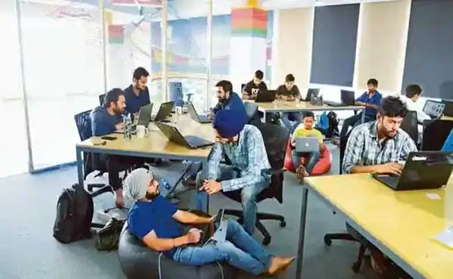 3 Day Work Week Bengaluru-Based Startup Offer To Attract Employees - Sakshi
