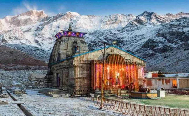 Kedarnath, Yamunotri temples closed for winter - Sakshi