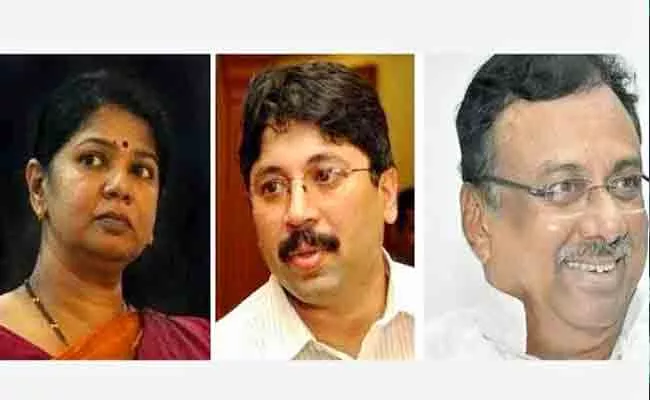Madras Court Cancelled Defamation Case Against Kanimozhi In Tamil Nadu - Sakshi