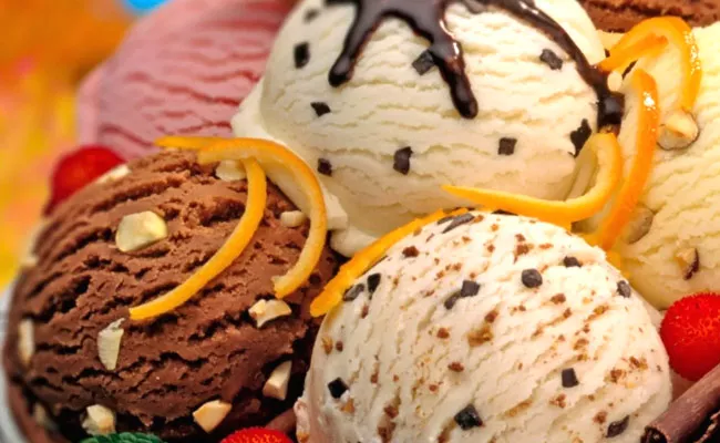 Uk Customer Complains Ice Cream Served Too Cold Gets Money Refund - Sakshi