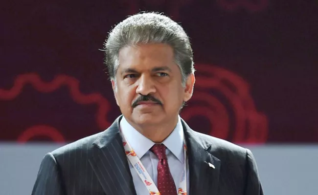 Anand Mahindra Applauds NCC Students Who Cleaned Beach - Sakshi