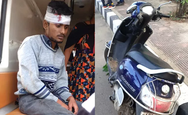 Engineering Student Dies In Road Accident In Pendurthi - Sakshi