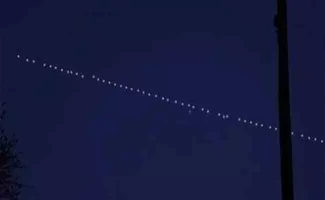 Stars Appeared on Sky Moving Like Train in Single Row at Shivamogga - Sakshi
