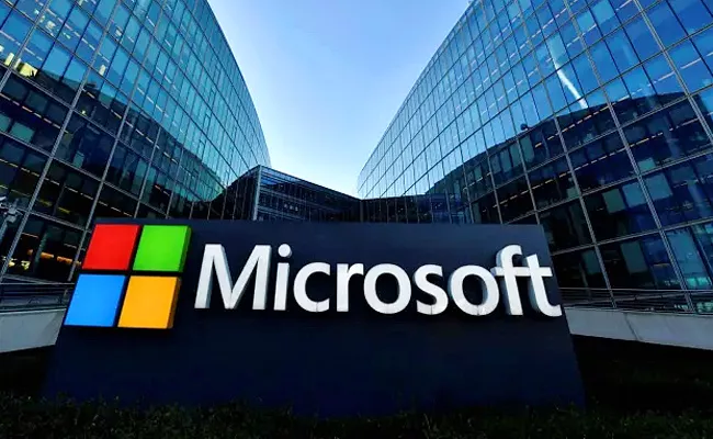 Microsoft Interested To Invest Rs 15 thousand Crore On Data Centre In Hyderabad - Sakshi