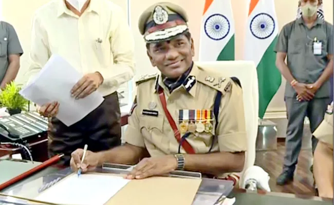 Rajendranath Reddy Take Charge As Andhra Pradesh New DGP - Sakshi