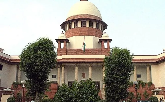 Supreme Court to consider hearing PIL against promises of political partyes - Sakshi