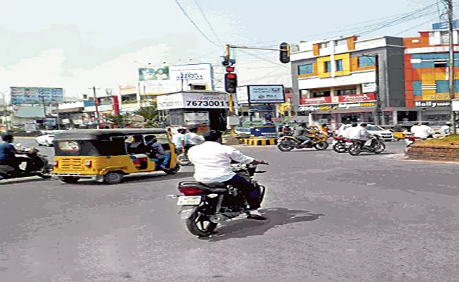 E Lok Adalat For Traffic Violations More Payments In Online - Sakshi