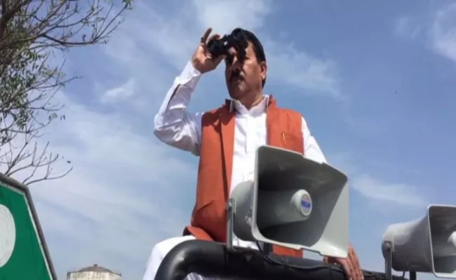 UP Election Result 2022: Yogesh Verma Using Binoculars To Keep Eye On EVM Strongrooms - Sakshi