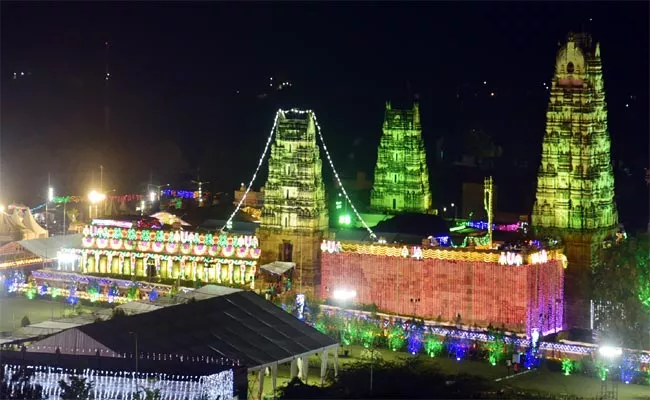 CM YS Jagan Vontimitta Tour Kodanda Rama Swamy Temple - Sakshi