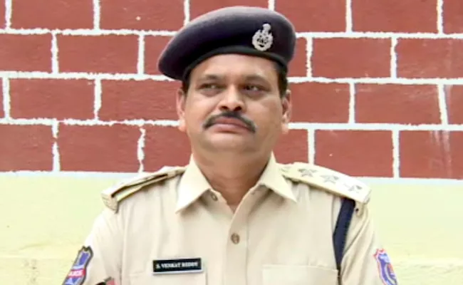 Ex Home Guard Ramakrishna Case Bhuvanagiri ACP Reveals Key Facts - Sakshi