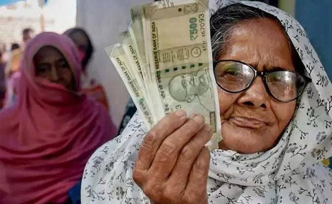 Govt Credited Pension Amount In Sachivalayam Account Ap - Sakshi