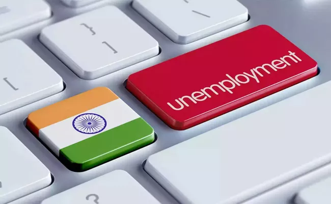 Unemployment rate decreasing in India Says CMIE - Sakshi