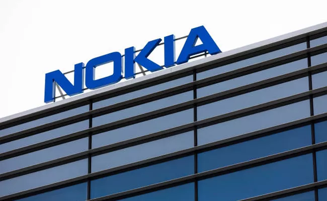 Leaked Details About Nokia Upcoming Smart Phone With Penta Camera setup - Sakshi