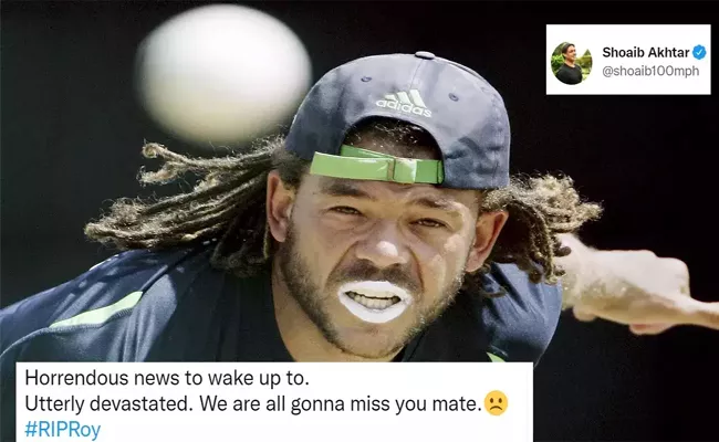 Cricket World Reacts to Death of Andrew Symonds - Sakshi