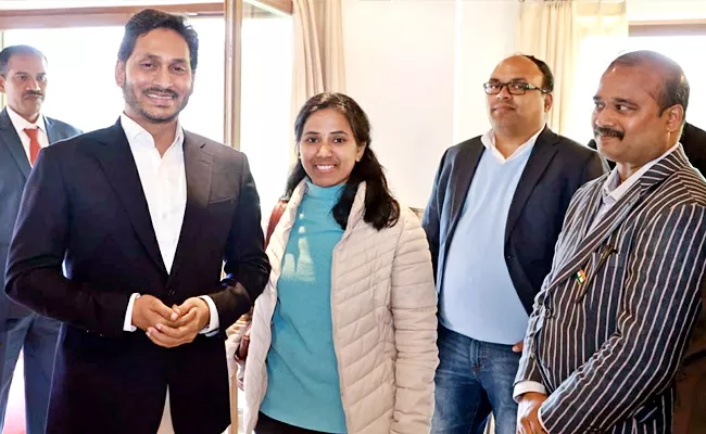 AP CM Jagan Met Andhra Pradesh Diaspora Who lives in Switzerland - Sakshi