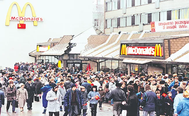 Russia-Ukraine war: Russian McDonalds reopen with new logo - Sakshi