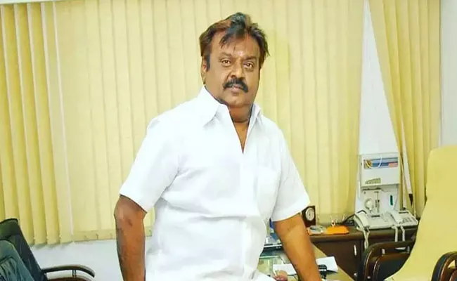 Tamil Actor, Politician Vijayakanth Undergoes Surgery For Amputation - Sakshi