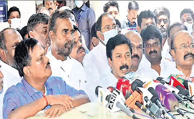 Aiadmk Party Group Politics Issues Reaches Election Commission Of India - Sakshi
