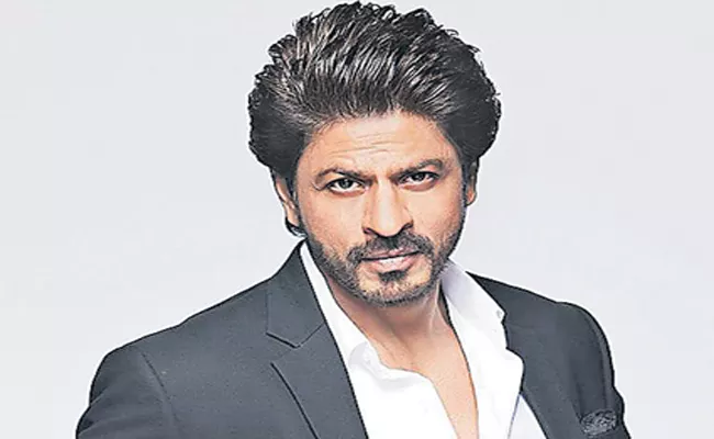 Shah Rukh Khan tests COVID-19 positive - Sakshi