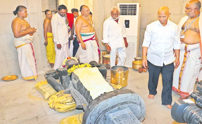 YV Subba Reddy reviewed arrangements Amaravati Srivari Temple - Sakshi