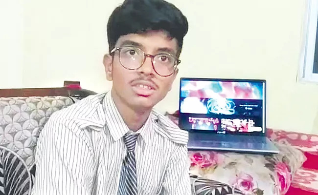 Vedant Deoakte: Coding Contest winner Loses Offer For Being Too Young - Sakshi