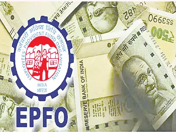 Epfo Likely To Increase Investment Of Equity 20 Percent - Sakshi