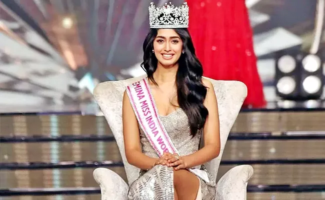 Karnataka Sini Shetty Crowned Femina Miss India World 2022 - Sakshi