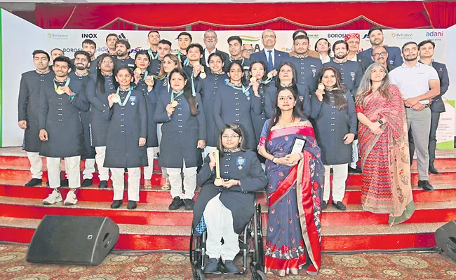 Commonwealth Games 2022: IOA felicitates CWG medal winners with cash awards - Sakshi
