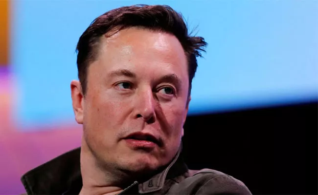 Tesla CEO Elon Musk Clarifies Not Buying Any FootBall Team Another Tweet - Sakshi
