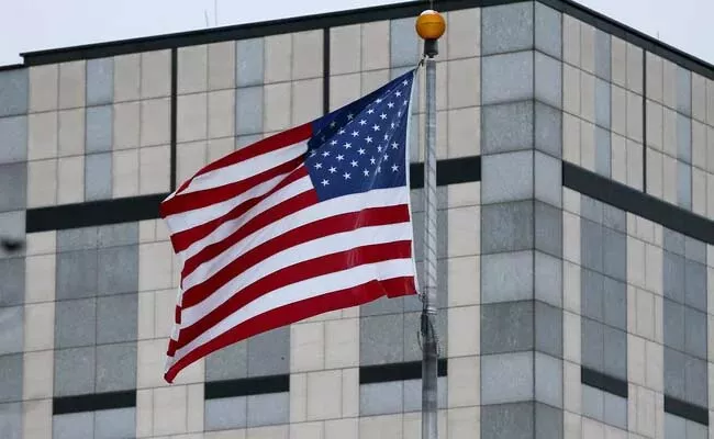 US Embassy Urges It Citizens In Ukraine To Leave - Sakshi