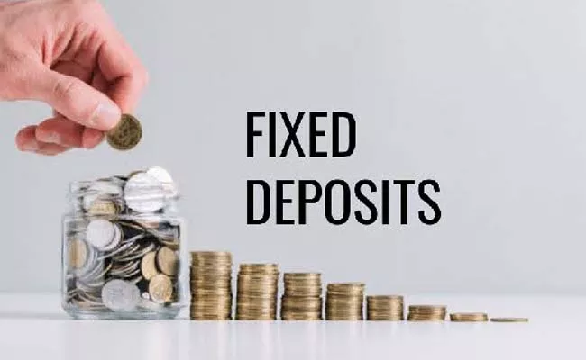 Ahead of festive season: Banks hikes deposit rates to boost demand - Sakshi