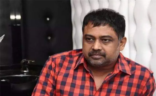 Director Linguswamy Pays Rs 10000 fine to relieve 6 months Jail Sentence - Sakshi
